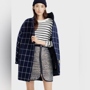 J. Crew Blue Tweed Skirt with Rose Golf Front Zipper Size 4